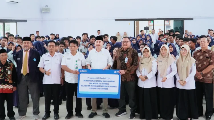Melalui Dinding Panjat, SMAN 2 Situbondo dan BRI Cetak Atlet