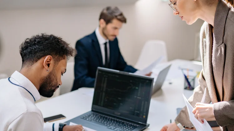 Work-Life Balance: Biar Hidup Nggak Cuma Kerja