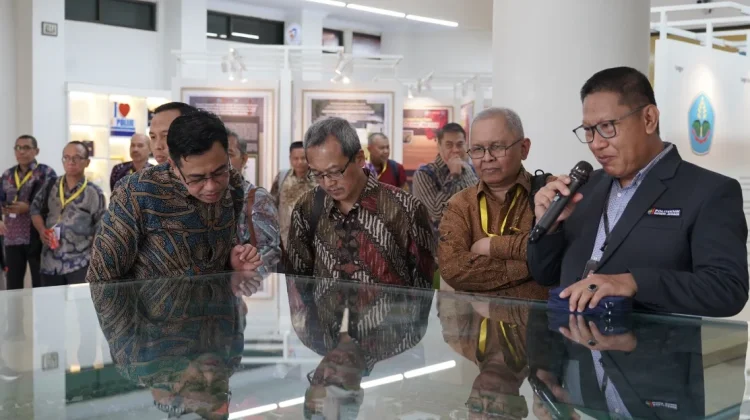 Teaching Factory Polije Jadi Rujukan Pengembangan Pendidikan Vokasi