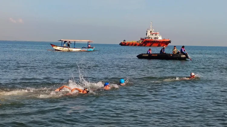 FTI Jatim Gandeng KONI Situbondo Menggelar Kejurda Aquathlon