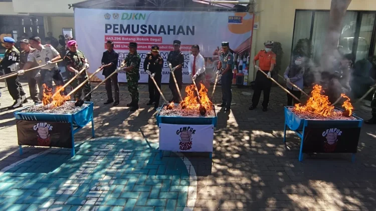 Bea Cukai Banyuwangi Musnahkan Rokok Ilegal Senilai Rp1,25 Miliar