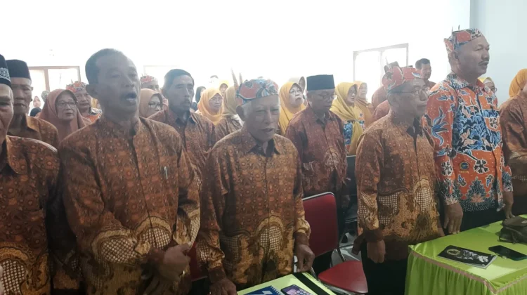 PWRI Lumajang Sambut HUT ke-64 dengan Santunan dan Bimtek MC