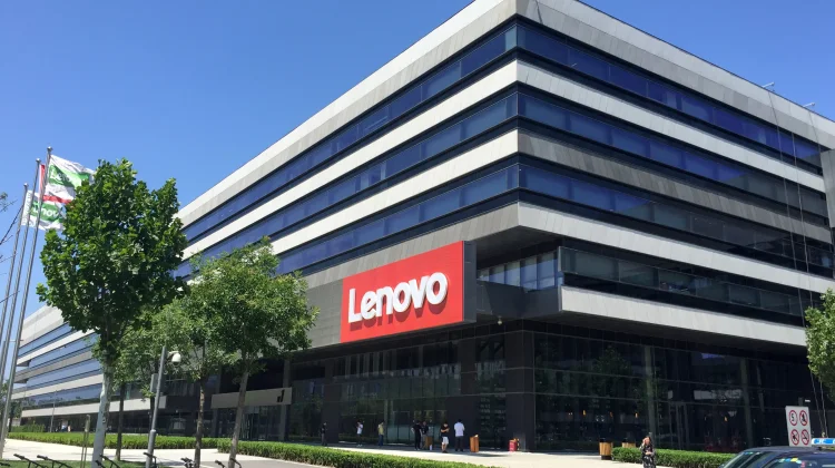 Lenovo Capai 90 Persen Energi Terbarukan untuk Operasional