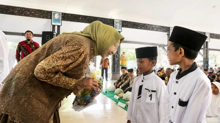 Gerakan Lumajang Berzakat 420 Anak Yatim Rasakan Manfaat Kepedulian Masyarakat