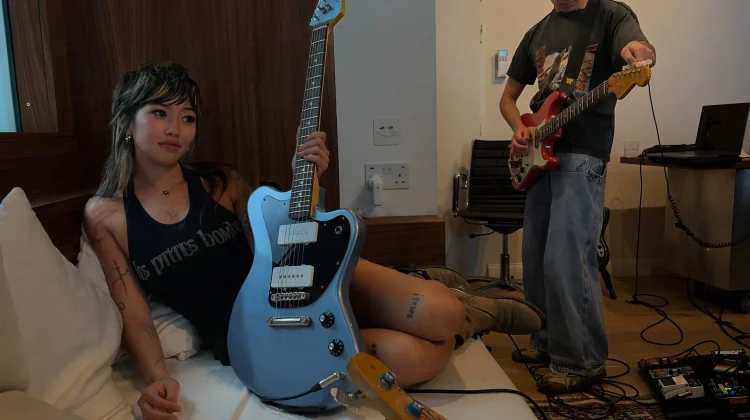 Beabadoobee Rilis Lagu Baru "Switchblade", Siap Rilis Album Keempat