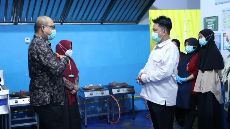 Operasional SPPG Karangsono Dihentikan Sementara Usai Dugaan Keracunan MBG