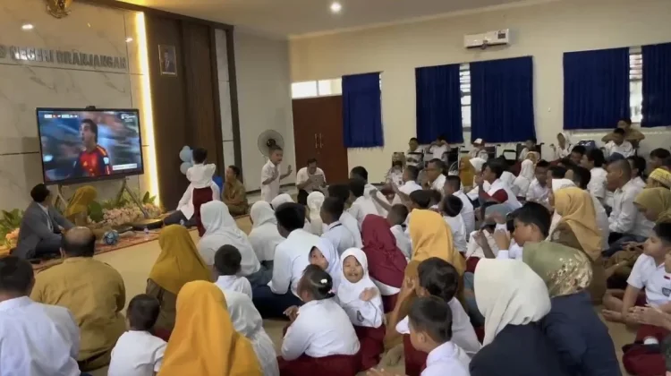 RRI Gelar Debar Final Piala Dunia Bersama Pertuni Jember