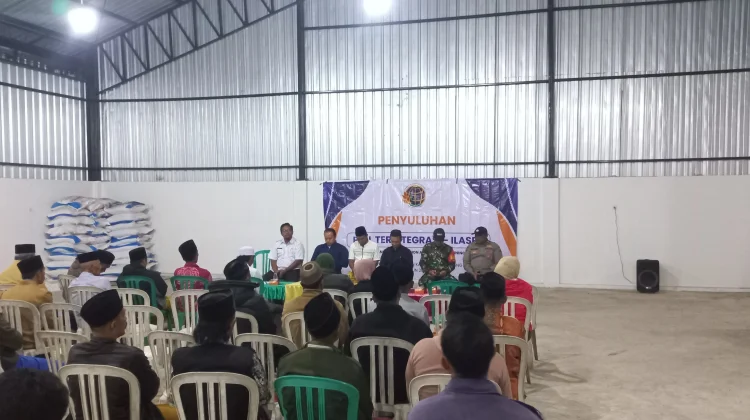 Masyarakat Senduro Lumajang Mendapatkan Edukasi PTSL