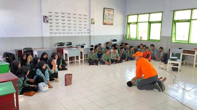 BPBD Lumajang Perkuat Budaya Tanggap Bencana lewat Program BELI NASI di Sekolah