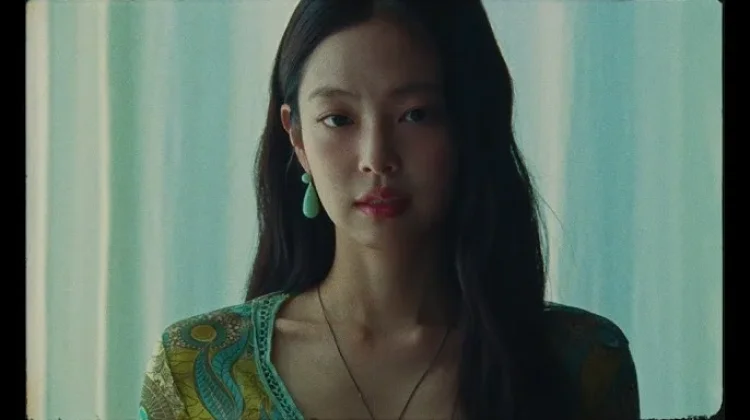 Jennie Rilis 'Less than a Lover', Hubungan di antara Persahabatan dan Cinta