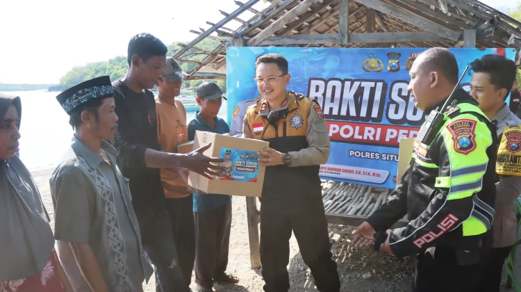 Polres Patroli di Desa Terpencil TN Baluran