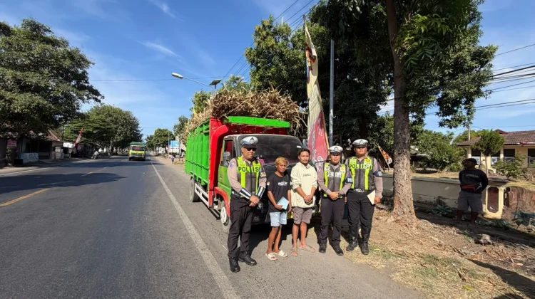 Polisi Tindak Tegas Sopir Truk Tebu Ugal-ugalan