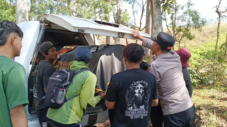 Polisi Temukan Evakuasi Mayat tanpa Identitas di Kebun Kopi
