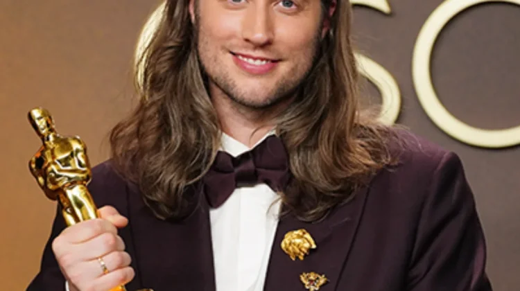 Ludwig Göransson Eksplorasi Instrumen Kuno demi Hidupkan The Odyssey