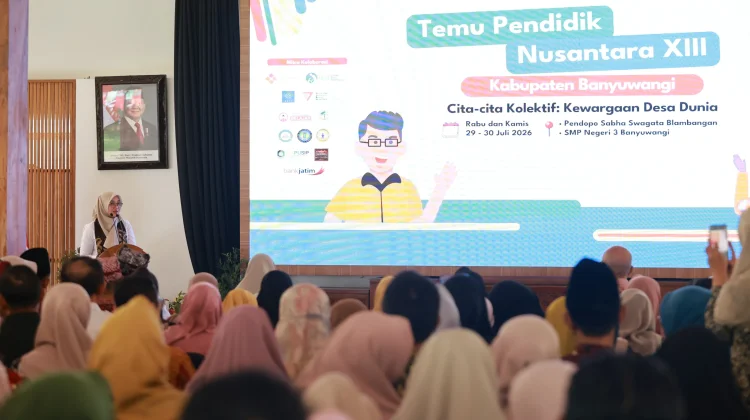 Bupati Ipuk Ajak Pendidik Banyuwangi Adaptif Hadapi Perkembangan Teknologi