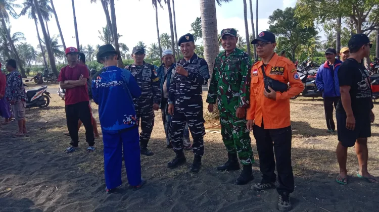 Perahu Terbalik saat Mencari Ikan, Nelayan Ditemukan Meninggal