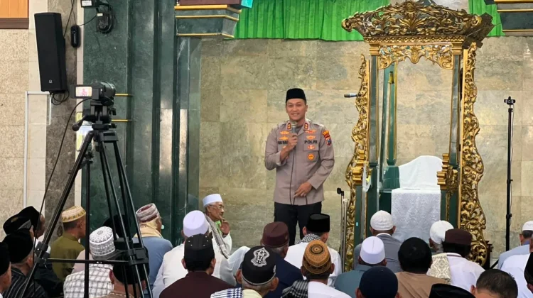 Kapolres Lumajang Gelar Safari Jumat