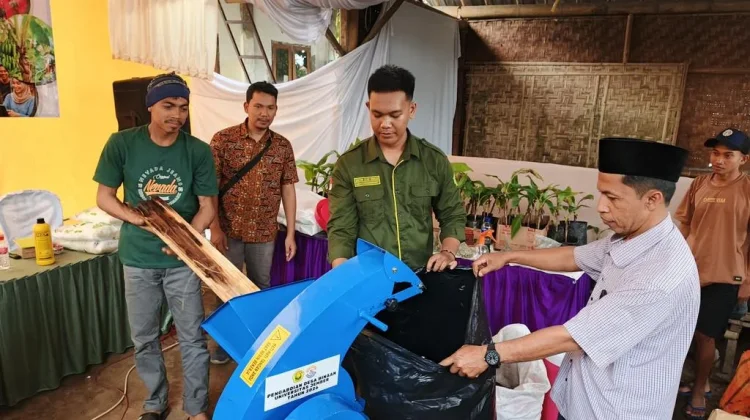 UNEJ Latih Pemuda Desa Jambearum Terapkan Pertanian Berkelanjutan