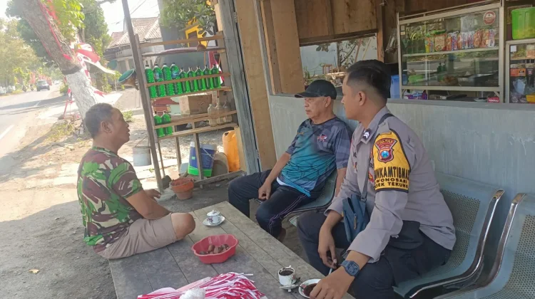 Polsek Tekung Lumajang Gelar Sambang Desa Tingkatkan Kamtibmas