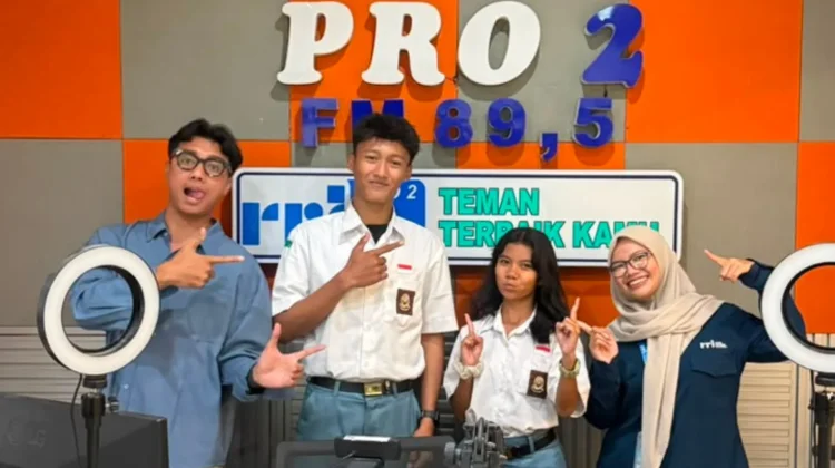 Ochi Ungkap Rahasia di Balik Kekompakan Tim Karate Beregu