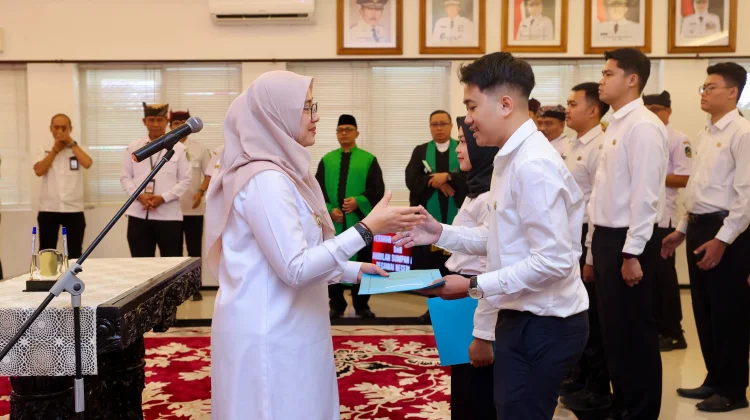 Sebanyak 79 PNS Baru Banyuwangi Didorong Jadi Pelayan Publik Berkualitas