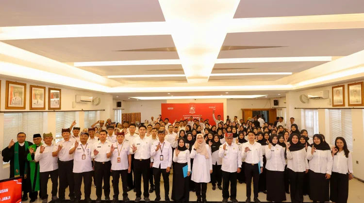 Tiga Dokter Spesialis dan 17 Nakes Terima SK PNS Banyuwangi