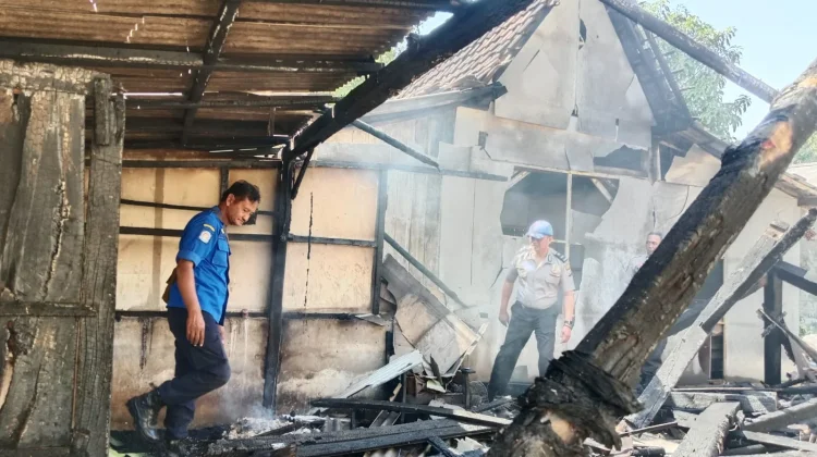 Kebakaran Rumah di Prajekan Bondowoso, Kerugian Ditaksir Puluhan Juta