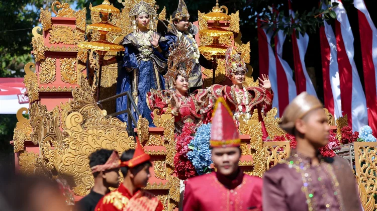 Karnaval Kebangsaan Banyuwangi Tampilkan Keragaman Budaya Nusantara