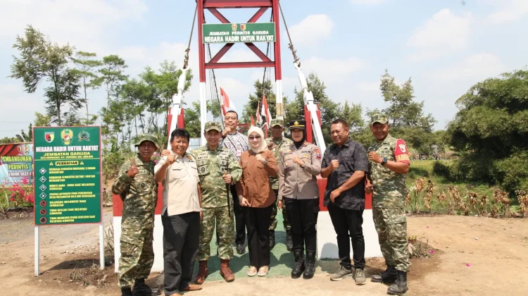 Pemerintah Resmikan Jembatan Garuda di Lumajang
