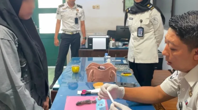Pengunjung Wanita Selundupkan Sabu ke Lapas Banyuwangi