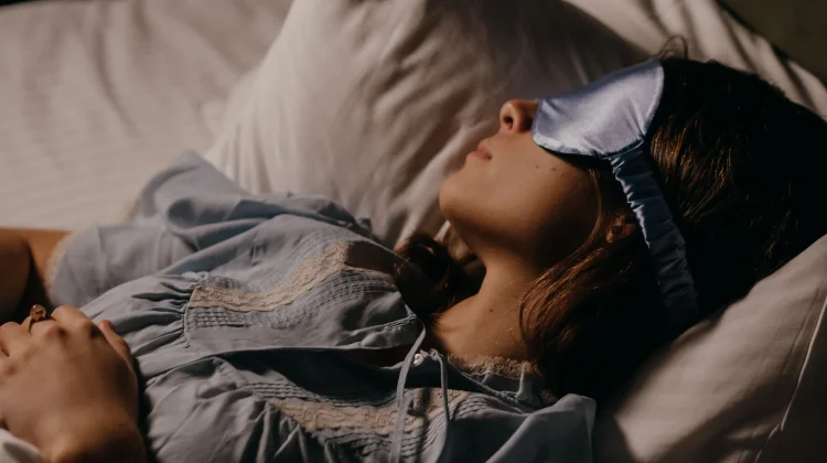 Tidur Cukup Bantu Jaga Berat Badan