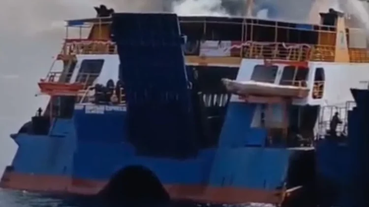KMP Bontang Express II Terbakar di Ketapang