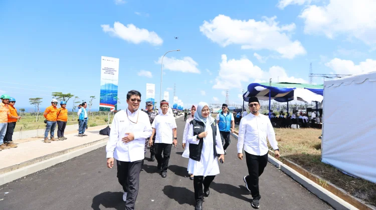 Banyuwangi Jadi Lokasi PLTS 130 MW dalam Proyek 100 Gigawatt