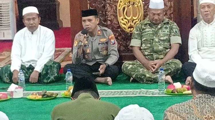 Ratusan Umat Muslim di Randuagung Peringati Maulid Nabi