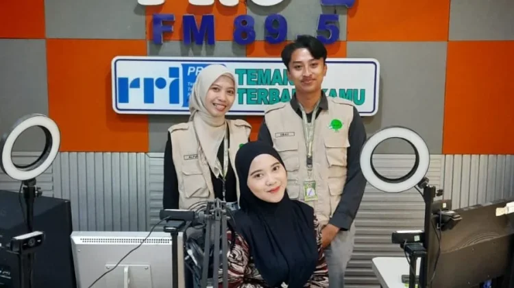 Cegah Hipertensi, Mahasiswa Unej Bikin Rumah Toga di Dukuhmencek