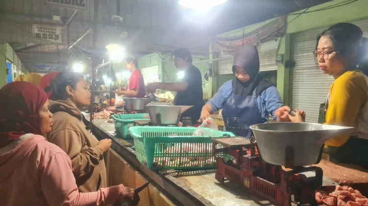 Harga Daging Ayam di Situbondo Turun Rp4.000