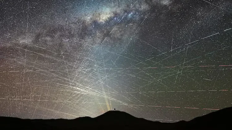 Satelit yang Terus Bertambah Ancam Pengamatan Astronomi