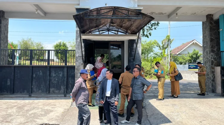 Komisi B DPRD Lumajang Dorong Pengembangan Wisata Selokambang