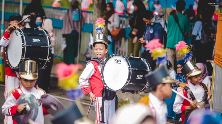 Puluhan Grup Drumband Tampil Estafet, Warnai Tajemtra 2026