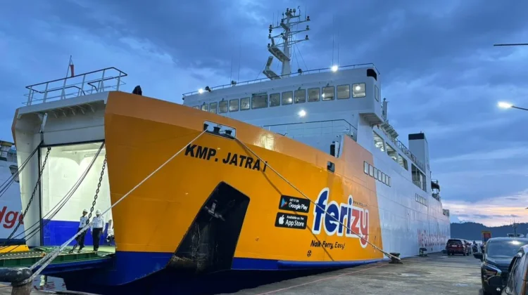 ASDP Gerakkan KMP Jatra I dan Portlink 0 Urai Kepadatan Ketapang