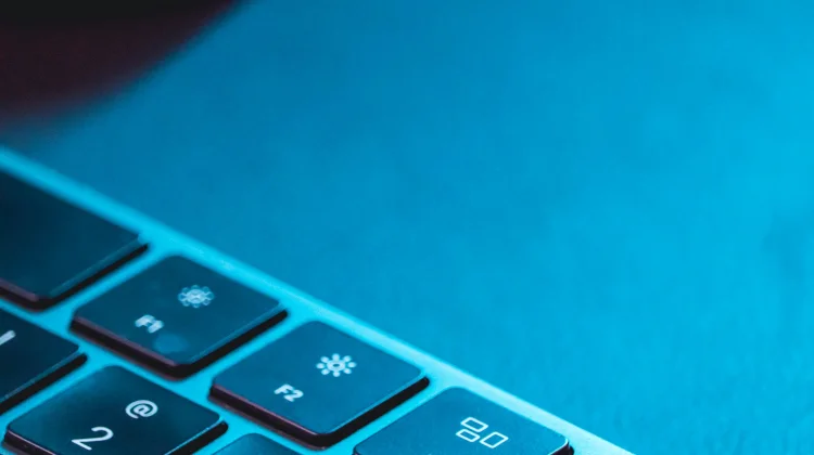 Hidup Digital Perlu Batas yang Sehat