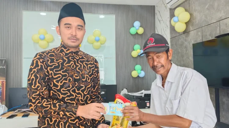 Hari Pelanggan Nasional, PLN Kunjungi RSMS Situbondo