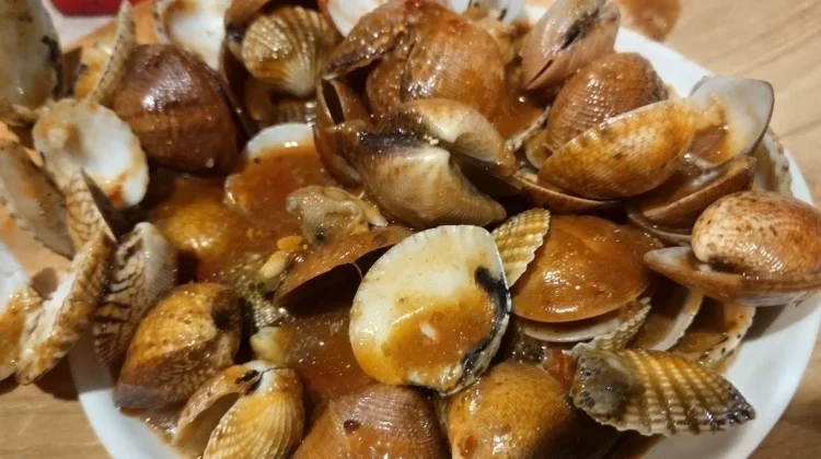 Seafood Rumahan dengan Bumbu Segar yang Bikin Nagih