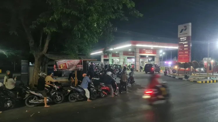 SPBU Sebaiknya Melayani Pengguna Langsung, untuk Tekan Antrean
