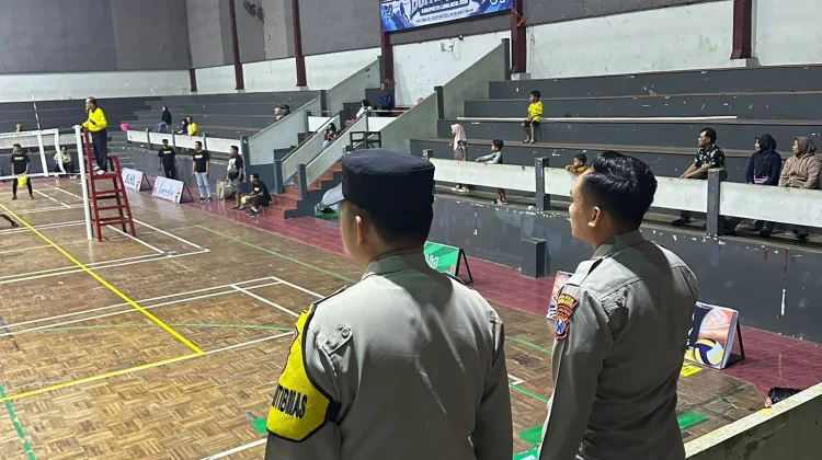 Polsek Lumajang Kota Amankan Bupati Cup II 2026 di GOR Wirabhakti