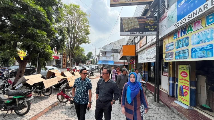 Komisi B DPRD Lumajang Monitoring Rencana Penataan Jalan PB Soedirman