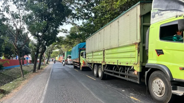 Kemacetan Ketapang-Gilimanuk Picu Tarif Logistik ke Bali Naik