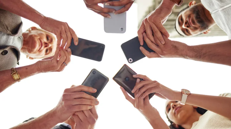 Gradasi Jember Siapkan Generasi Melek Digital dan Bijak Bermedia Sosial