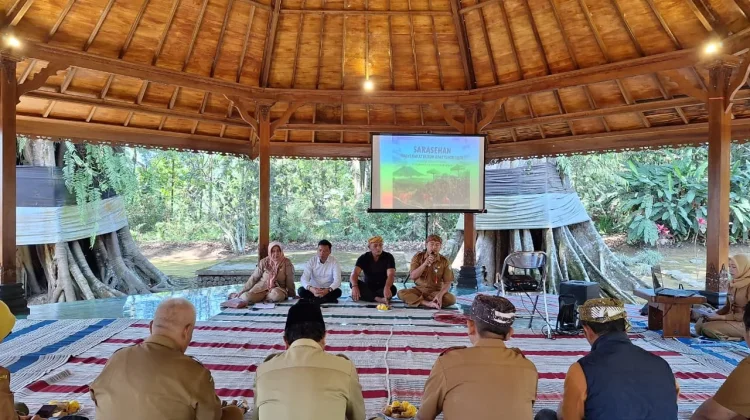 Sarasehan Masyarakat Hukum Adat, DLH Dorong Pelestarian Lingkungan