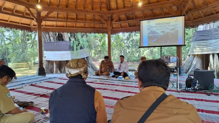 Sarasehan Masyarakat Hukum Adat, DLH Dorong Pelestarian Lingkungan
